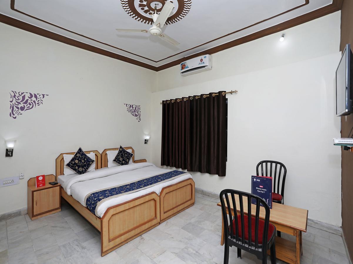 Oyo 10936 Rajasthan Resort Пушкар Екстериор снимка